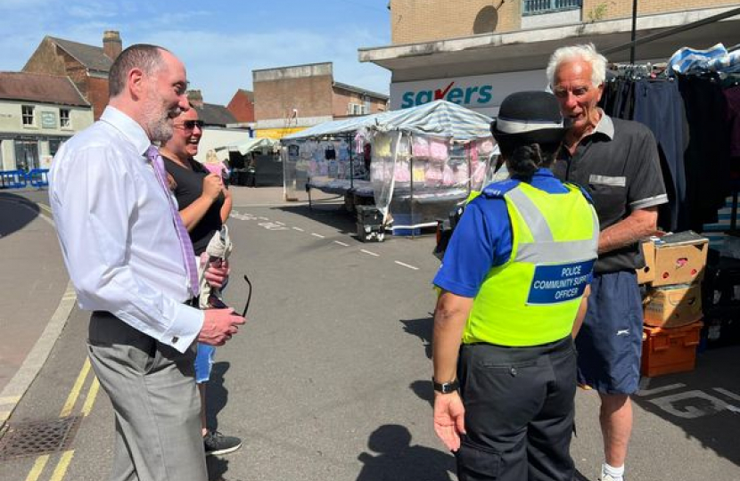 Eddie and PCSO Lally talk to market stall holders